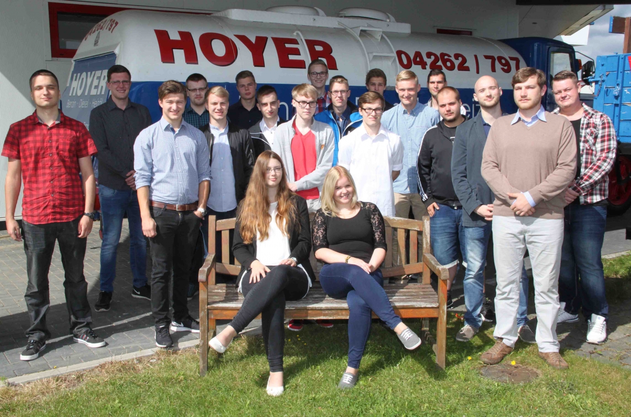 Hoyer bietet 22 Auszubildenden einen Einstieg ins Berufsleben