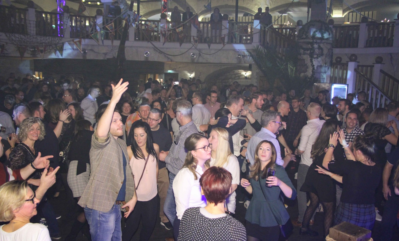 Riesen-Party mit 750 Kolleginnen und Kollegen in Soltau